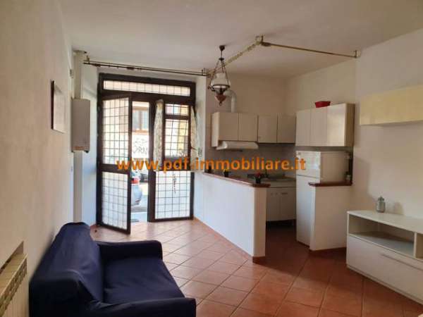 Foto Monolocale a Monterotondo ad. centro storico arredato