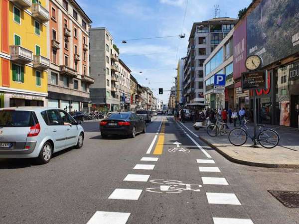 Foto Monolocale comodo per stazione-500 euro mensili