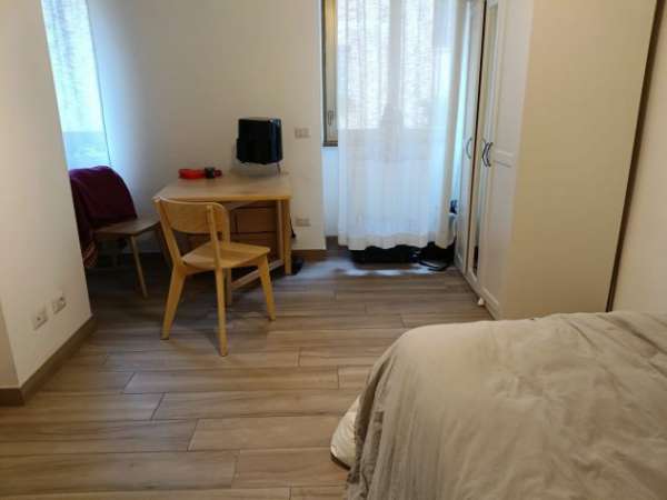 Foto Monolocale completo indipendente ROMA Appia vicino Metro A Pontelungo/Re di Roma