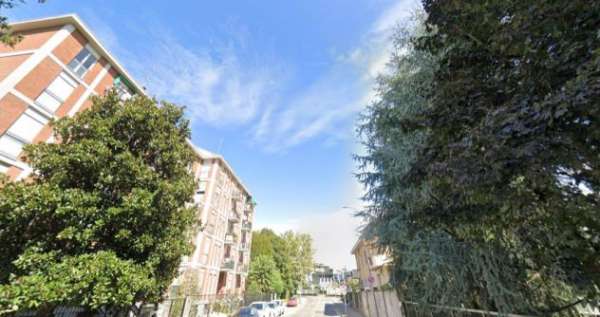 Foto MONOLOCALE CON BALCONE A CORMANO
