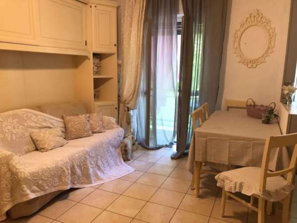 Foto Monolocale con balcone e posto auto-800 EURO TUTTO INCLUSO