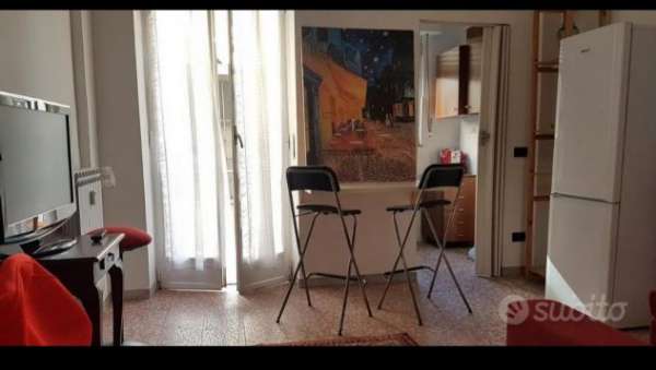 Foto Monolocale grazioso a 2 Km dal centro di Torino