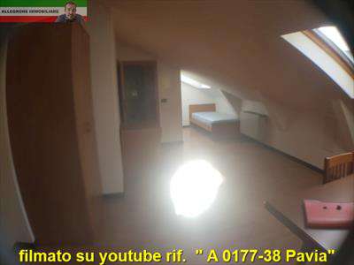 Foto Monolocale in Affitto, 1 Locale, 40 mq (Pavia   Centro)