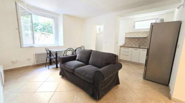 Foto Monolocale in affitto a Bologna