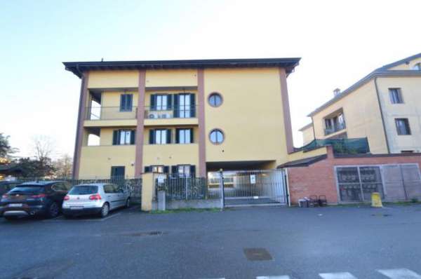 Foto Monolocale in affitto a Giussago