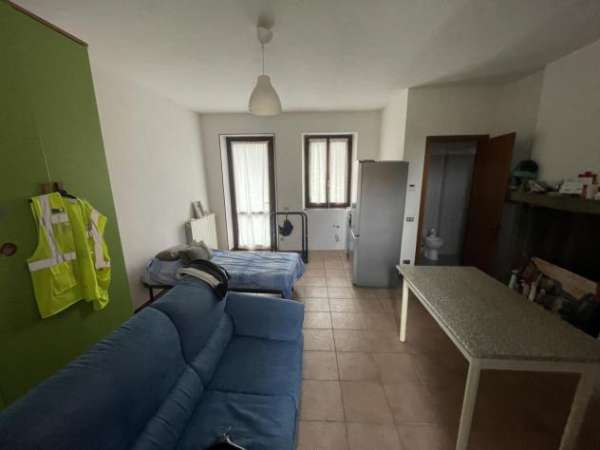 Foto Monolocale in affitto a Novara