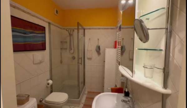 Foto Monolocale in Via San Vitale