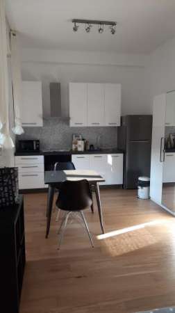 Foto Monolocale in zona M2 Famagosta