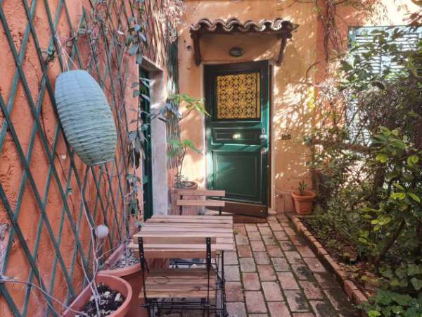 Foto Monolocale indipendente Trastevere