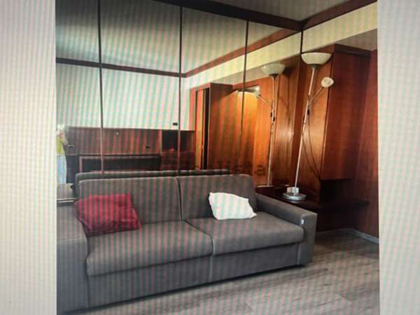 Foto MONOLOCALE Mq.29,Euro 900,METRO'LIMA/VENEZIA,Cell:351-10.60.191