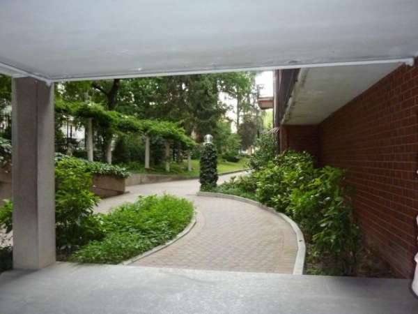 Foto Monolocale parzialmente arredato Viale Ripamonti Milano