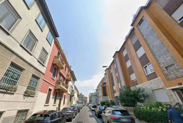 Foto Monolocale ristrutturato con mobili nuovi-MM2