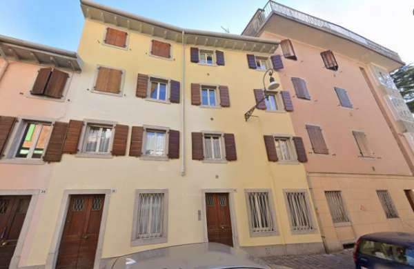 Foto Monolocale secondo piano