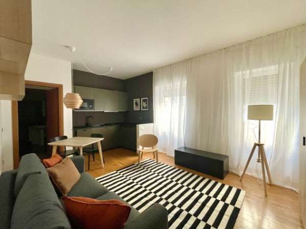 Foto MONOLOCALI ARREDATI A NUOVO - COMO