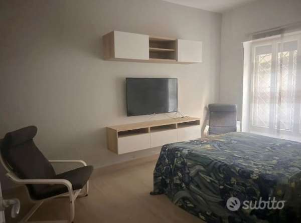 Foto MONTEVERDE VECCHIO BILOCALE LUMiNOSO ED ARREDATO.