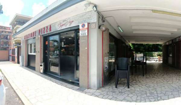 Foto Morena adiacenze Anagnina locale C/1 mq 55 (pizzeria a taglio)
