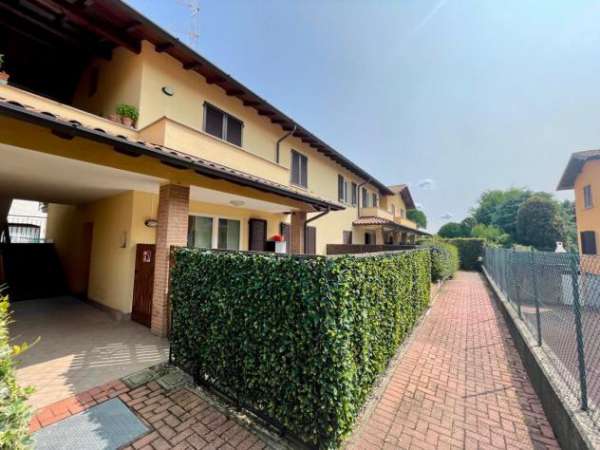 Foto mrn710 - trilocale autonomo non arredato - balconi - doppio box - libero dal 01/01/2026