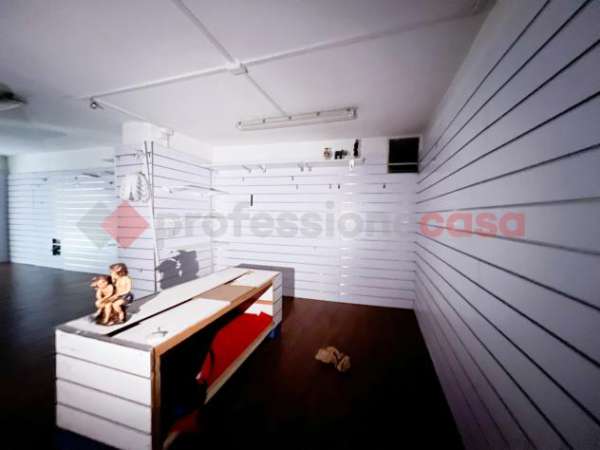 Foto Negozio - Fiuggi . Rif.: Cod. rif 3240062ACG