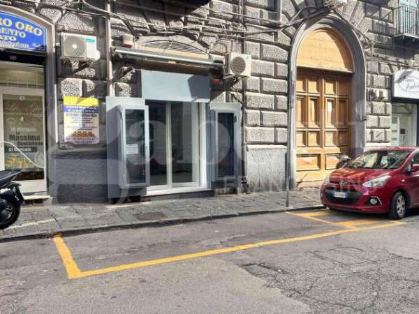 Foto Negozio - Napoli . Rif.: Cod. rif 3270209ACG