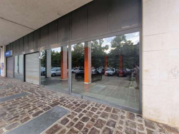 Foto Negozio 1 locale - Rif. 8