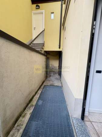 Foto Negozio 2 locali - Rif. NegozioVisconti