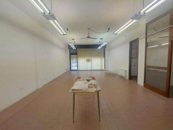 Foto Negozio a Piove di Sacco - Rif. APDS003