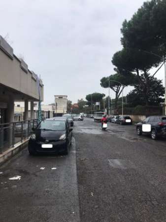 Foto Negozio C1 Via Silicella a Torre Maura