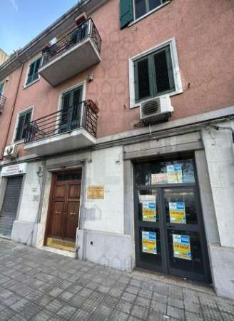 Foto NEGOZIO di 1 vani e di 30 mq (MESSINA) rif. 3LS17711