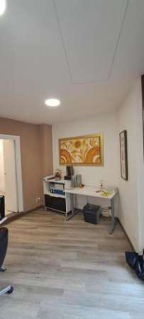 Foto NEGOZIO di 2 vani e di 50 mq (FIRENZE) rif. AAJ281