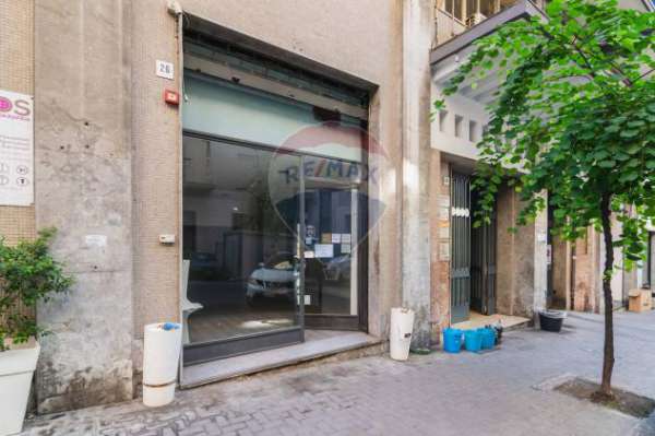 Foto Negozio in affitto a Acireale