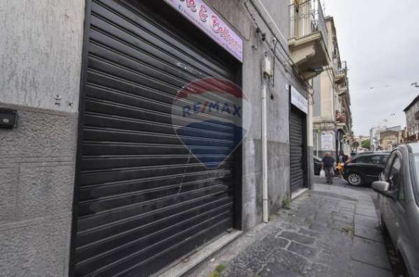 Foto Negozio in affitto a Catania, Centro Storico