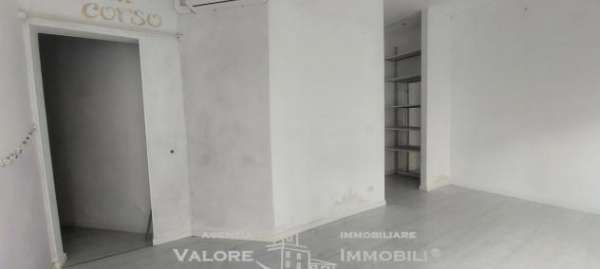 Foto Negozio in affitto a Livorno - 2 locali 27mq