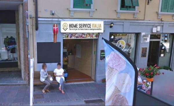 Foto Negozio in affitto a Rovereto - 2 locali 100mq