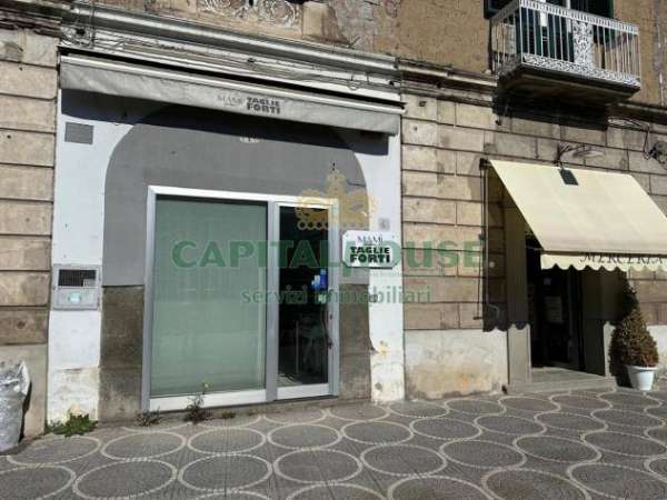 Foto Negozio in affitto a San Gennaro Vesuviano - 1 locale 35mq