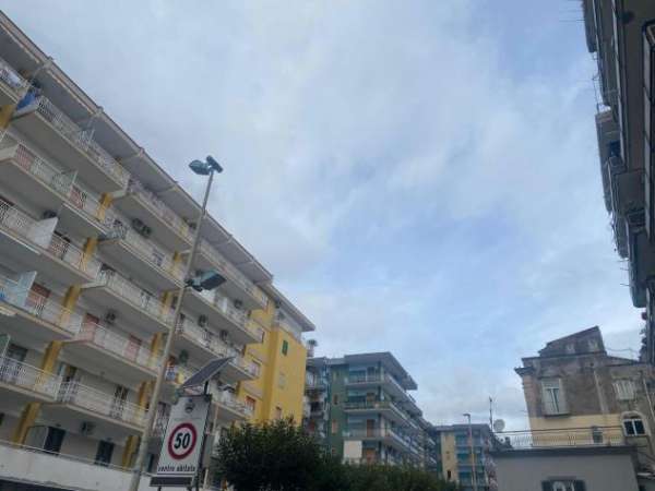 Foto Negozio in affitto a San Giorgio A Cremano - 1 locale 42mq