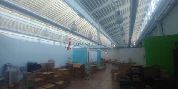 Foto Negozio in Affitto a Vimodrone
