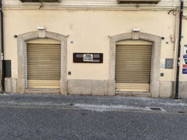 Foto Negozio in Corso Gran Priorato di Malta