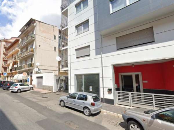 Foto Negozio in Viale 1 Maggio