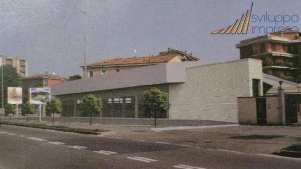 Foto NEGOZIO PLURIVETRINE IN AFFITTO A BRUGHERIO