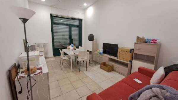 Foto Negozio/ufficio in locazione