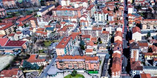 Foto NICHELINO GRAZIOSO BILOCALE 55 MQ