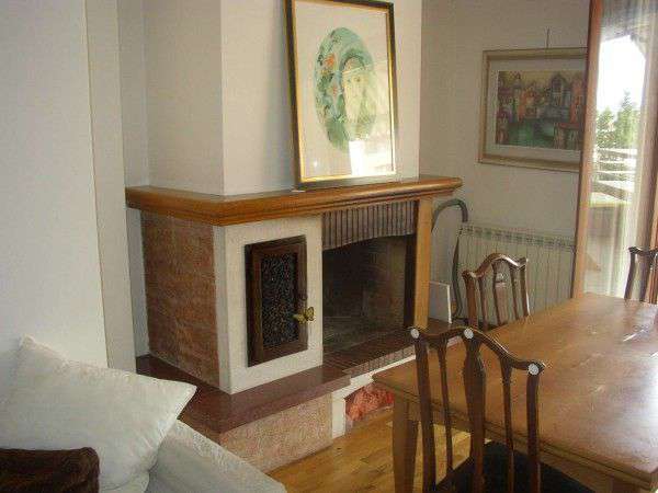 Foto Offro appartamento in affitto.