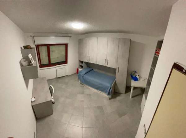 Foto Offro camera in affitto  brescia