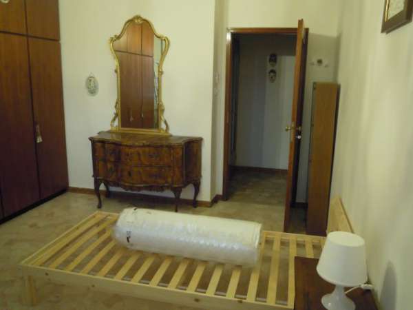 Foto Offro camera in affitto