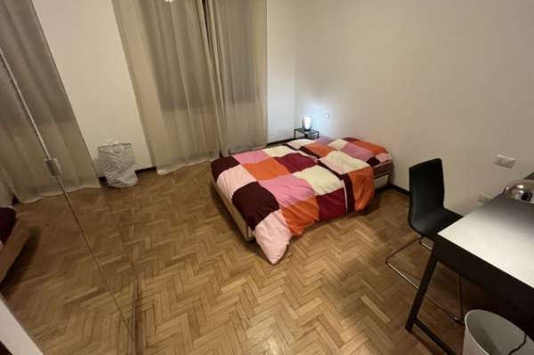 Foto Offro camera singola in affitto