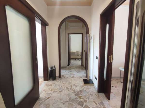 Foto Offro camera singola in affitto