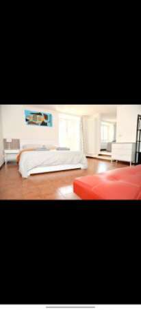 Foto Offro casa in affitto