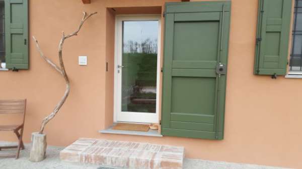 Foto OFFRO STANZA IN CASA CONDIVISA IN CAMPAGNA