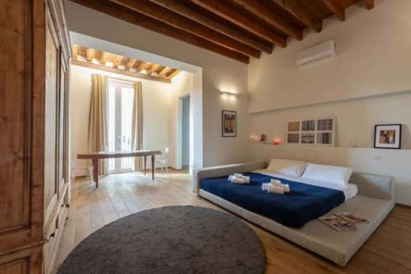 Foto OGNISSANTI Romantic Suite
