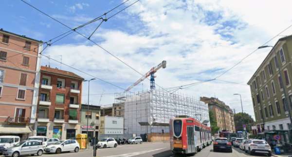 Foto Open space ristrutturato 40 mq con posto auto